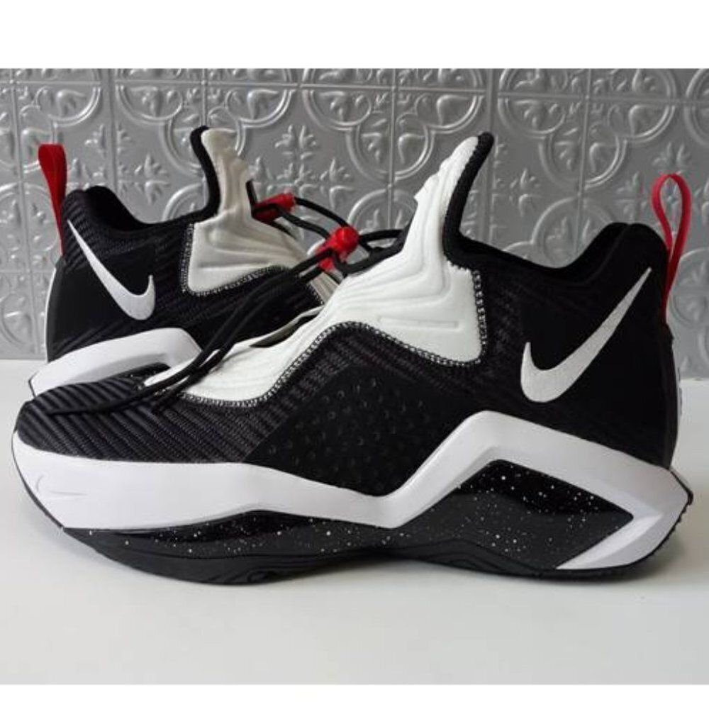 Nike‎ LeBron Soldier 14 Men's Basketball Shoes Black White Size 11